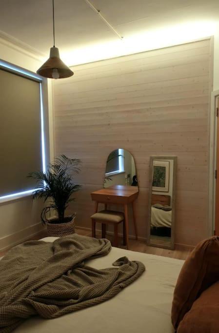 Stylish City-Centre Apartment With Balcony Liverpool Kültér fotó
